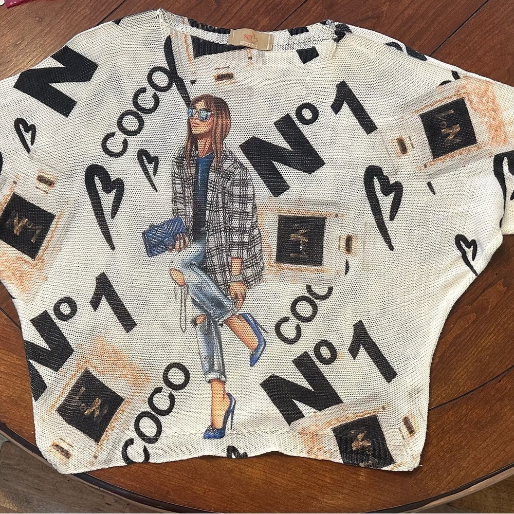 Coco Graphic Short Sleeve Sweater Tee - Black and Cream